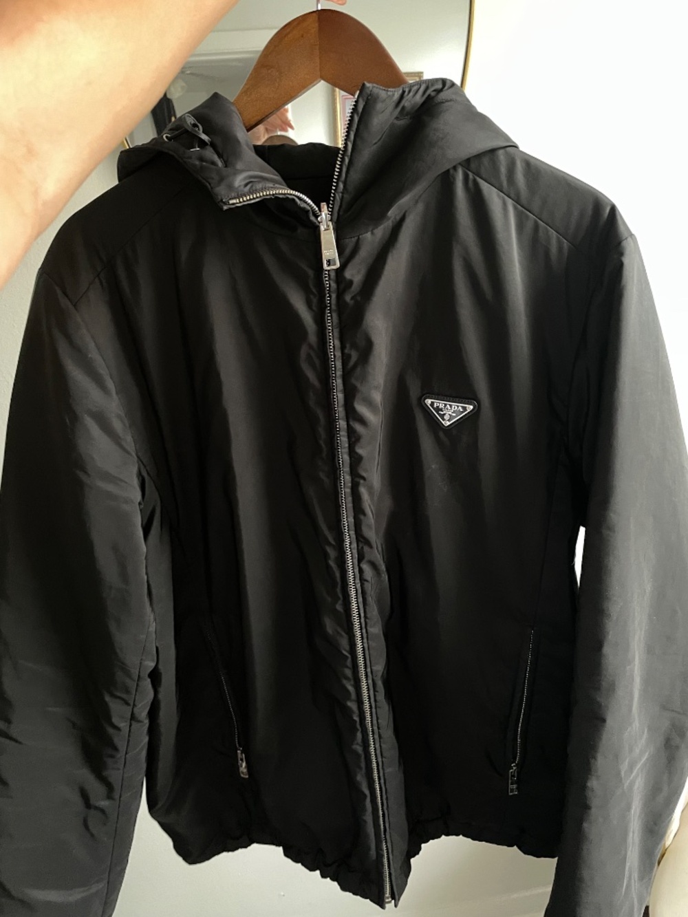 Men’s Prada Re-Nylon Jacket - Picture 3 of 3